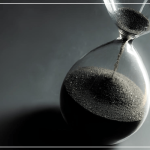 Застрягла в минулому через травматичні спогади – Obushna.pro