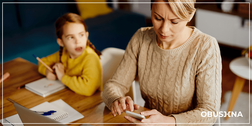 Материнська тривожність у соцмережах і вплив Instagram на мам