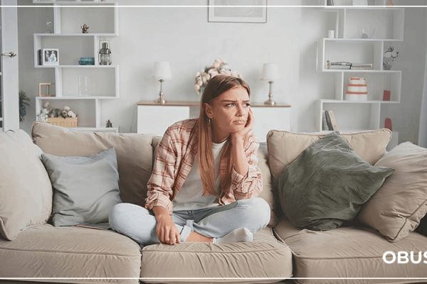 Флешбек і стан, коли минуле раптово повертається хвилею емоцій