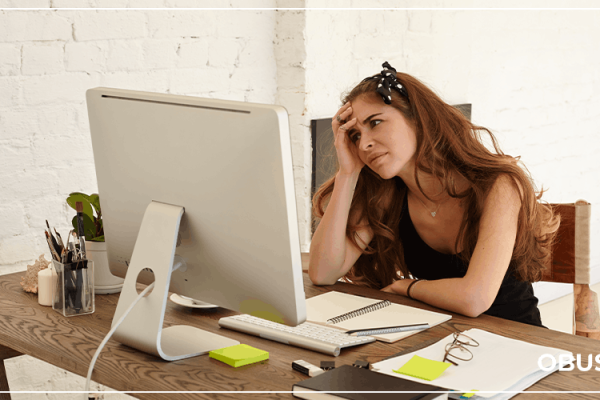 Тиранія повинностей і внутрішній тиск «треба»